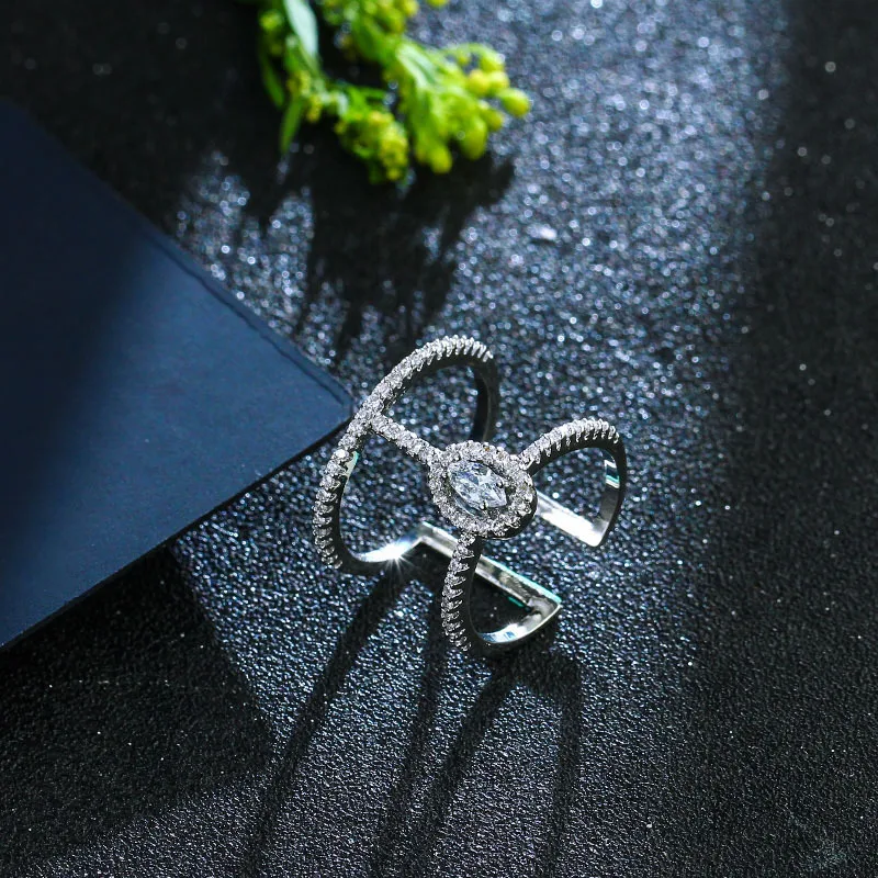 Модное кольцо с кубическим цирконием серебристые Регулируемые кольца для женщин