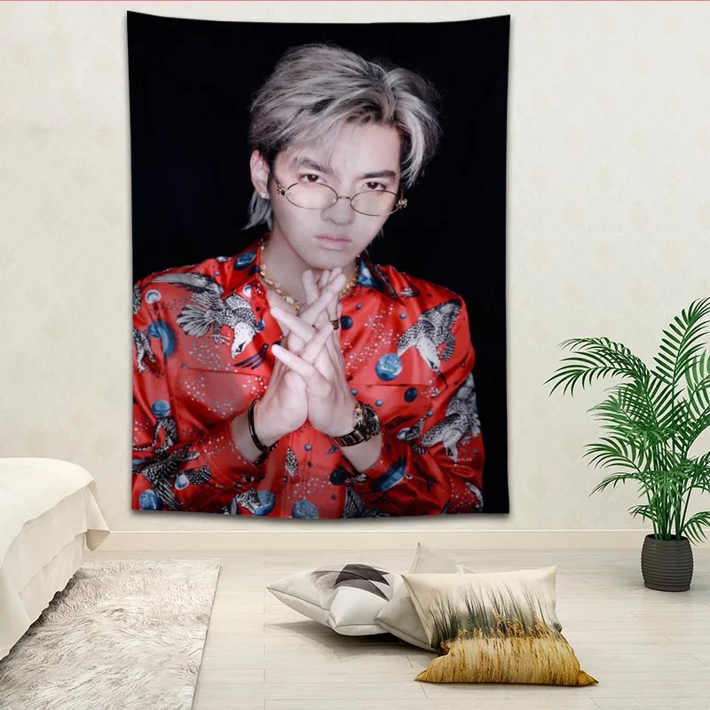 1 Изготовленный На Заказ Kris Wu Печатный креативный коврик для гостиной, спальни, фоновая стена, ткань вешается на стену, маленькая свежая - Цвет: 1