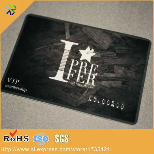 CR80 standard size 30mil CMYK printing plastic pvc material black VIP membership card