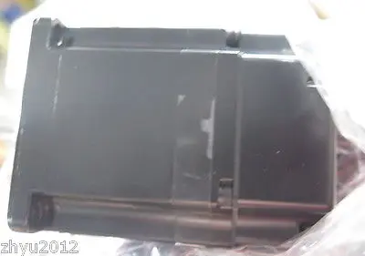 DHL/EMS 1 шт. оригинал для Yaskawa Electric SGMAS-02ACA21 |
