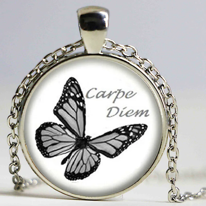 Ожерелье с бабочкой стеклянный драгоценный камень кулон животными модные