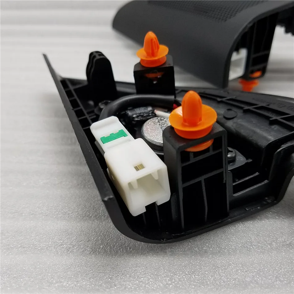 Динамики для Kia Rio 4 KX CROSS 2018 K2 KIA X Line треугольные динамики с головным приводом