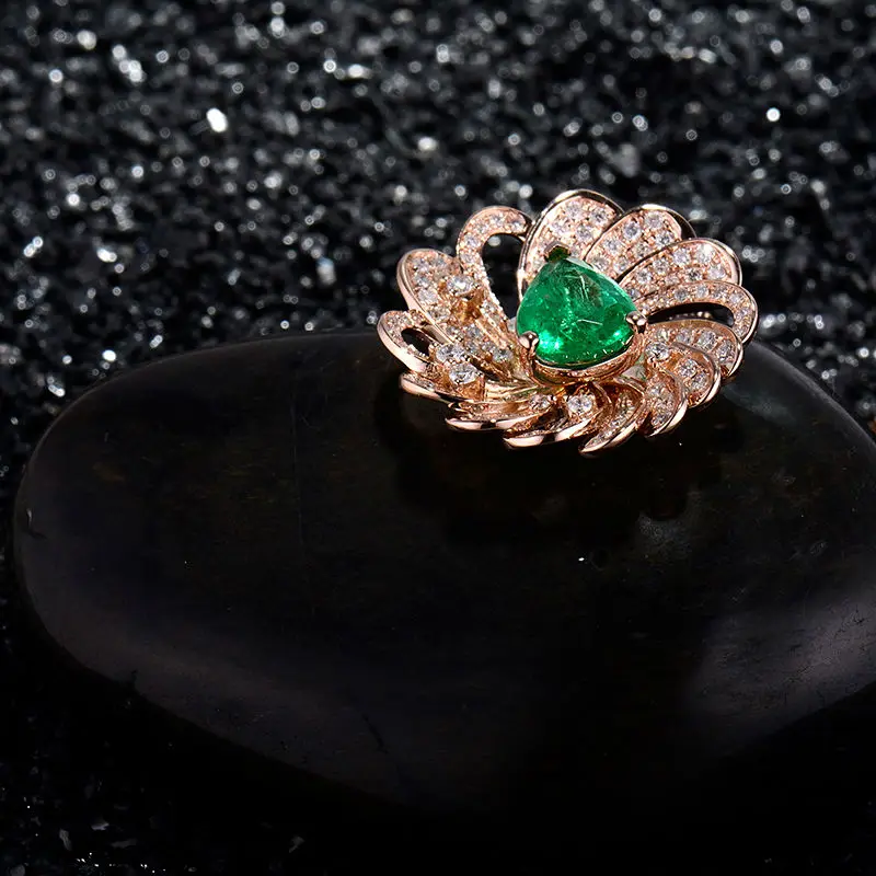 Женская подвеска из розового золота 18 карат LOVERJEWELRY натурального изумруда в форме