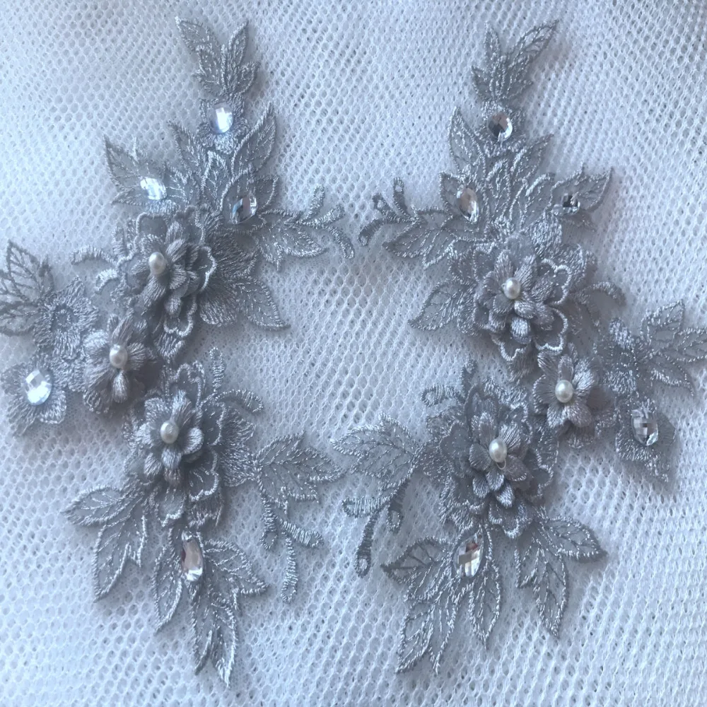 Аппликация кружевная серая ручной работы с хрустальными бусинами нашивки 18*14 см