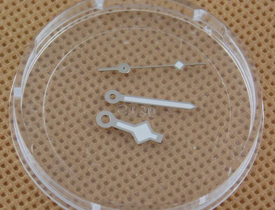 Часы Corgeut цвета розового золота (два на выбор) часы с автоматическим механизмом