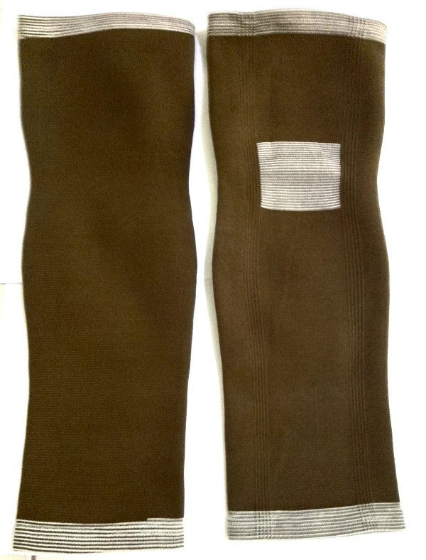 2 пары Хорошие эластичные длинные колено Поддержка рукавом ремень трикотажные