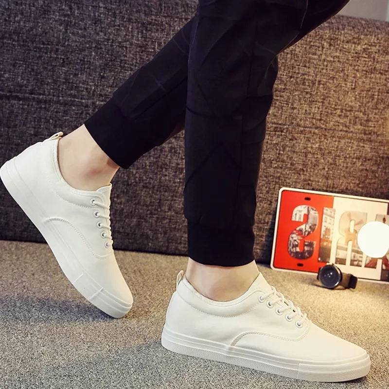 New Canvas Shoes Men White Sneakers Casual Flat Lace-up Adult Male Tenis Footwear Retro Classic Round Toe Breathable Black |