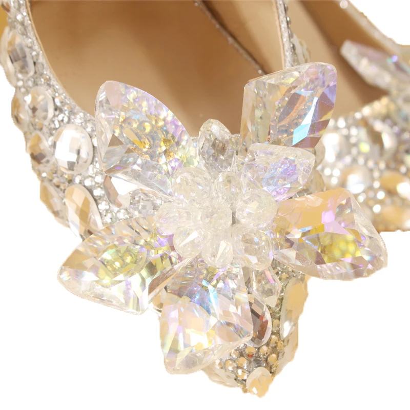 Новейшая модель яркие свадебные туфли с украшением в виде кристаллов босоножки