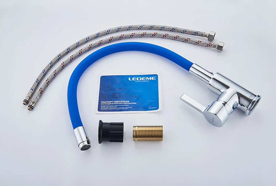 LEDEME Смеситель для кухни с силиконовым изливом латунь Цвет: хром+синий L4898-6