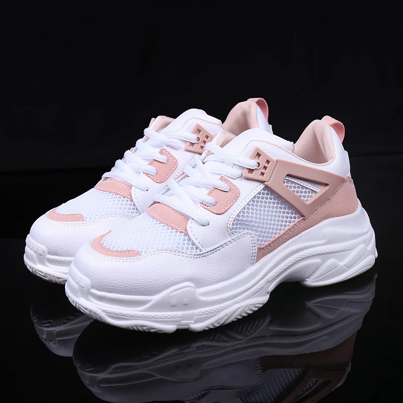 Женские кроссовки на плоской подошве серые повседневные платформе в западном