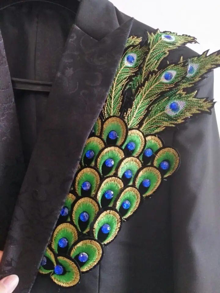 Элегантные черные мужские костюмы с вышивкой павлина 2017 смокинги для вечеринки