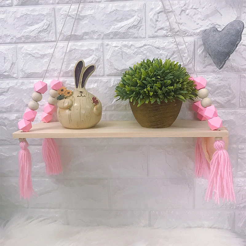 Стеллаж для хранения в скандинавском стиле с деревянными бусинами и кисточками