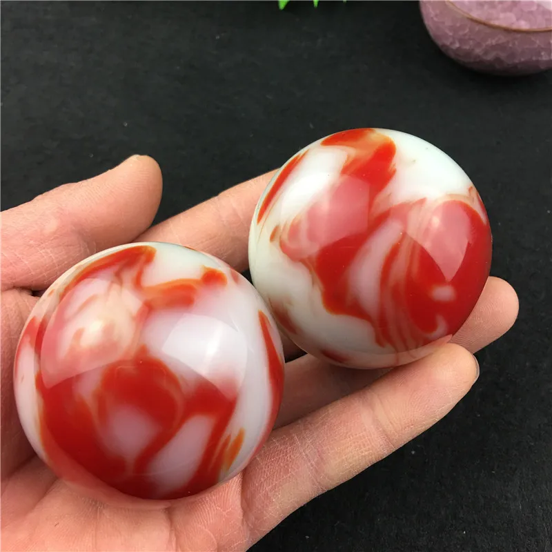 Barato China Tallada A Mano De Oro Seda Jade Colorido Jade Masaje De Balonmano