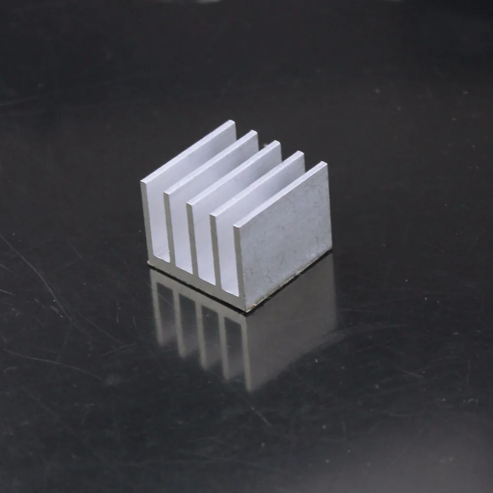20 Pieces Gdstime Aluminum 20X20X15mm 3M Mini Small IC Chipset Heatsink Silver 20mm x 15mm | Компьютеры и офис