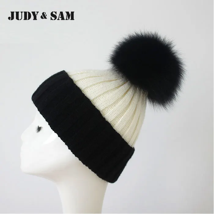 Мода женские зимние трикотажные меховые шапки с реальным мех енота Pompoms ухо protect