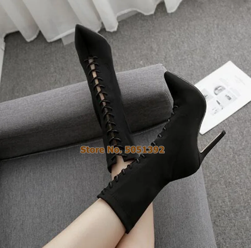 

Women's Shoes