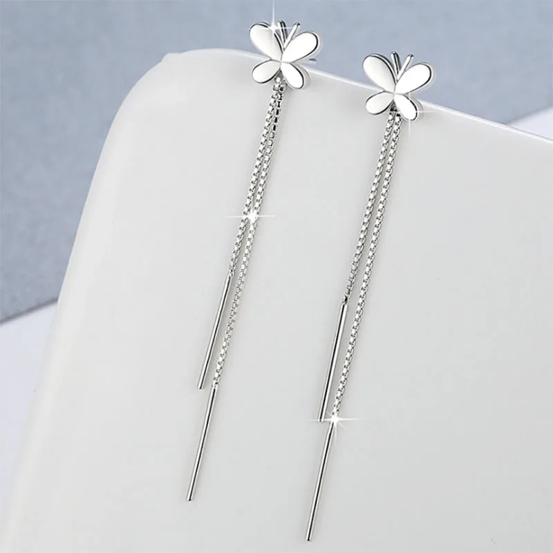 Классические серьги-гвоздики Lo Paulina из серебра пробы с бабочкой и кисточками