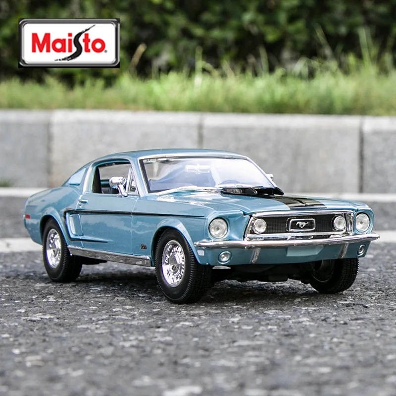 Коллекционный 1:18 литой под давлением Ford Mustang 1967 / 1968 GT мышечный спортивный