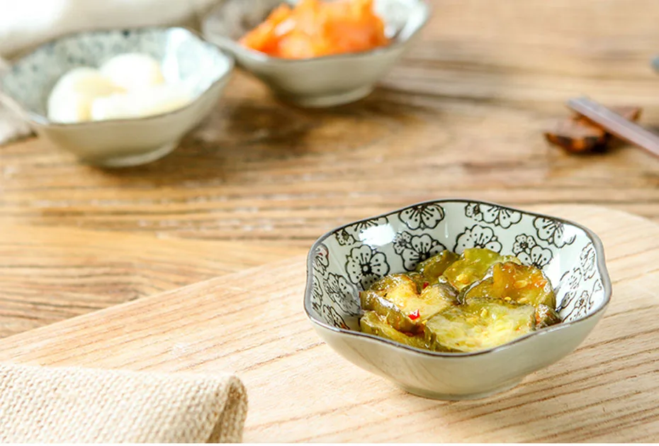 Кухонная чаша, кухонный инструмент, блюдо, креативное домашнее блюдце, керамическая приправа, соевый соус, уксус, маленькие тарелки 10*5,3 см