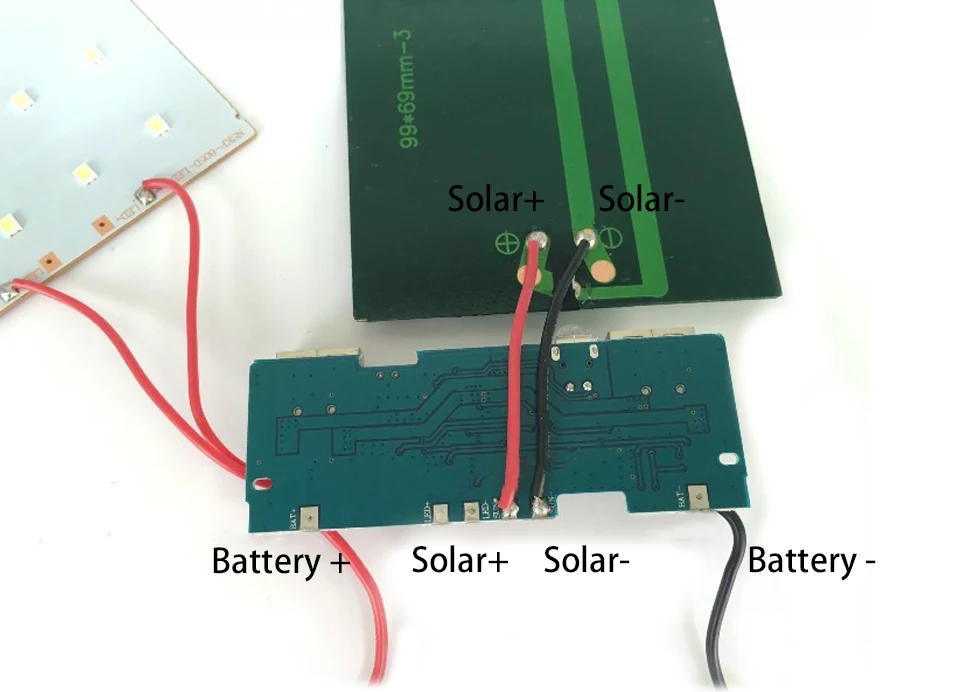 5x18650 Powerbank Portable Pover Power Bank 18650 Solar Power Bank Case DIY Box Dual USB Kit Phone Charger Flashlight