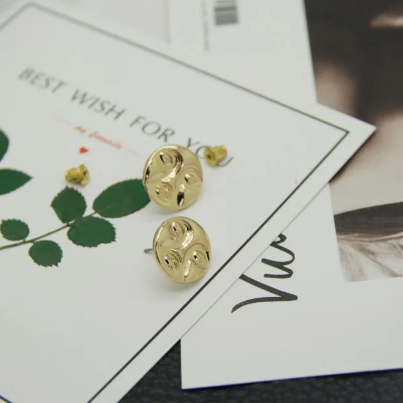 Timlee E122 Classic Styling Smiley Face Contour Harajuku Metal Studs Earrings Fashion Jewelry. | Украшения и аксессуары