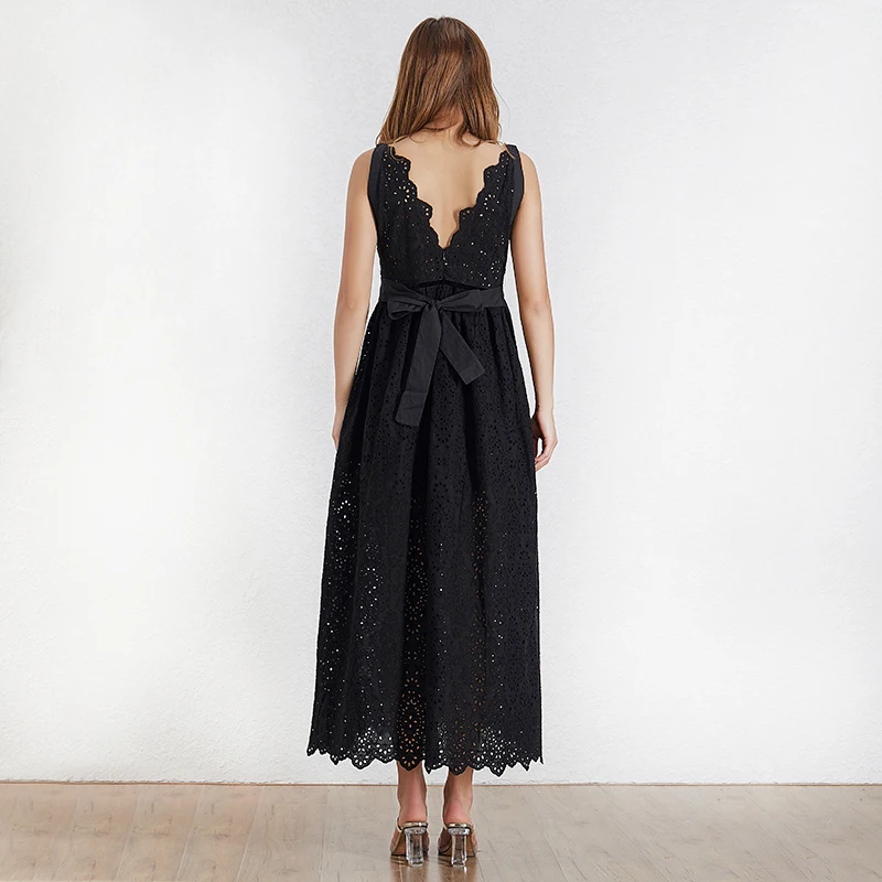 Платье с открытыми плечами TWOTWINSTYLE летнее платье трапеция v образным вырезом без