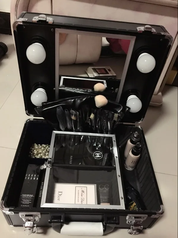 Алюминиевая коробка для макияжа с подсветкой портативный чехол красоты 4