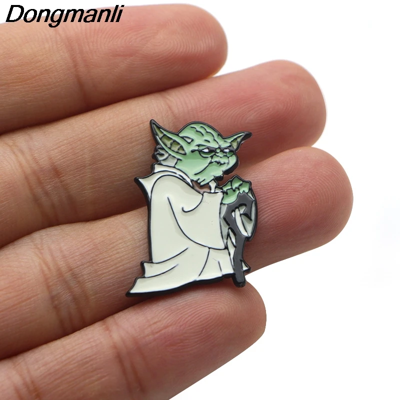 P3286 Dongmanli крутая йода эмалированная булавка броши мультфильм креативная металлическая брошь на булавке Джинсовая Шляпа значок воротник ювелирные изделия 1 шт