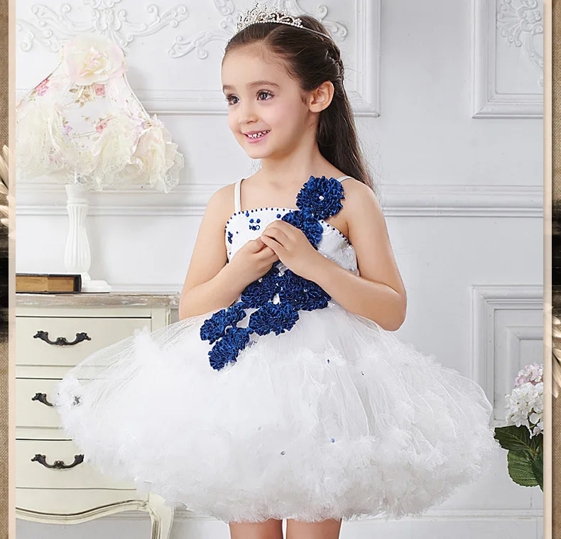 

New Arrival Ivory Spaghetti Straps Crystals Flowers Ball Gown Flower Girl Dresses For Weddings first communion dresses for girls