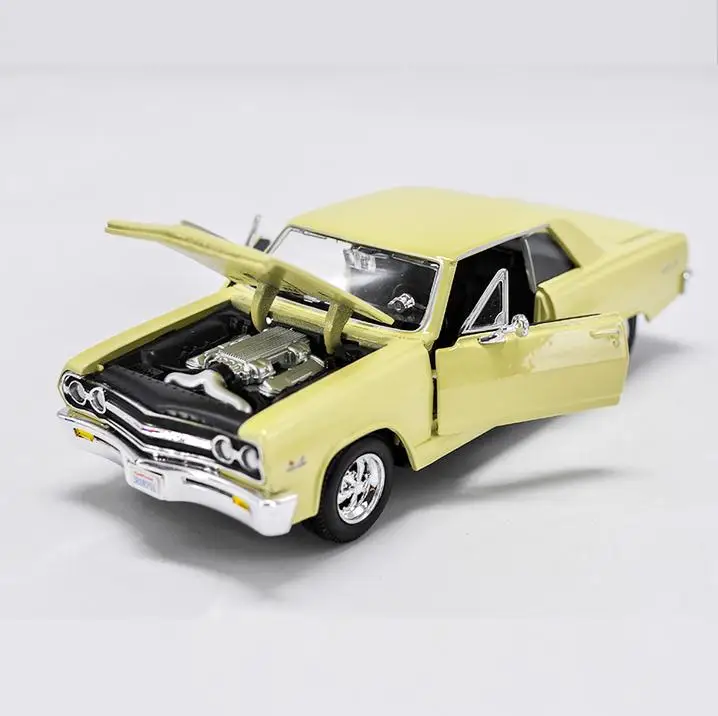 1:24 Масштаб сплава модели автомобилей, высокая моделирования CHEVROLET MALIBU Модель ss, металл diecasts, 4 открыть дверная игрушка транспортных средств