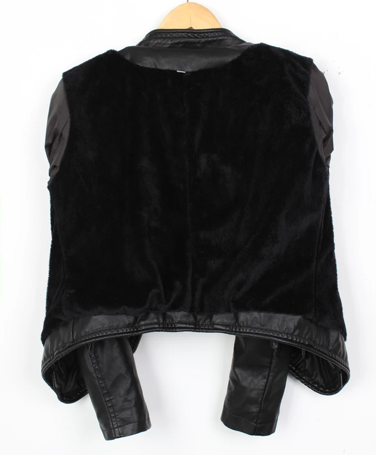 Женская короткая мотоциклетная куртка из искусственной кожи с заклепками модель