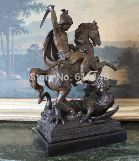 Статуя Святого Георгиевского дракона в стиле милитари Римского солдата