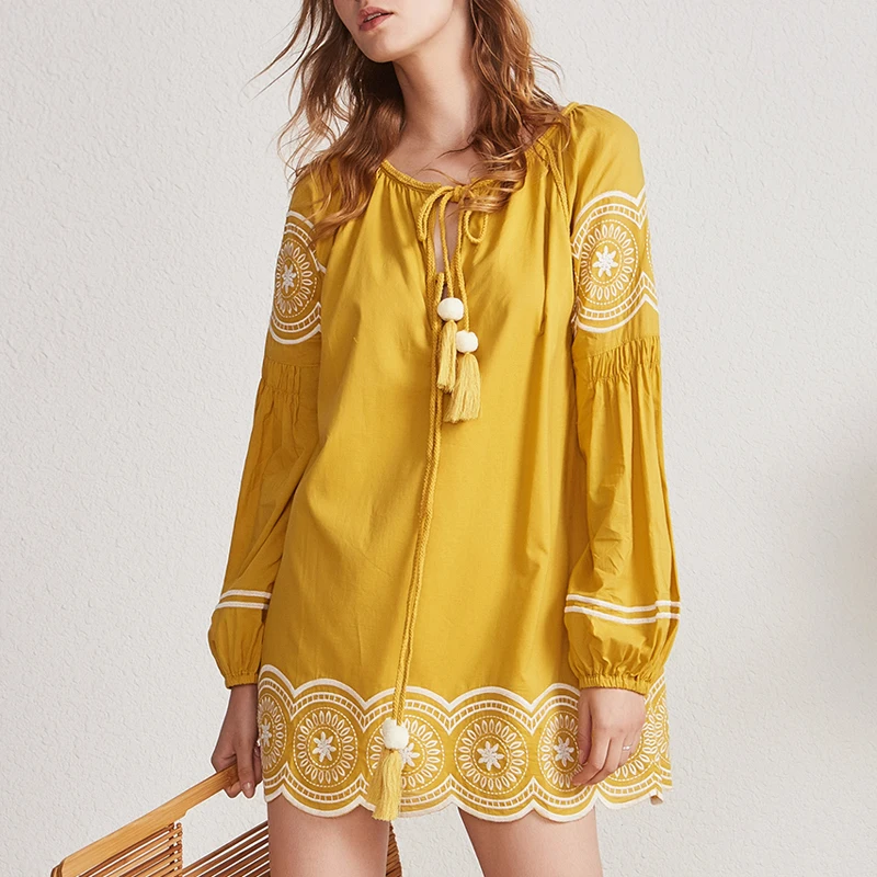 Возможно U желтое горчичное Белое Мини-Платье с вышивкой на шнуровке и круглым