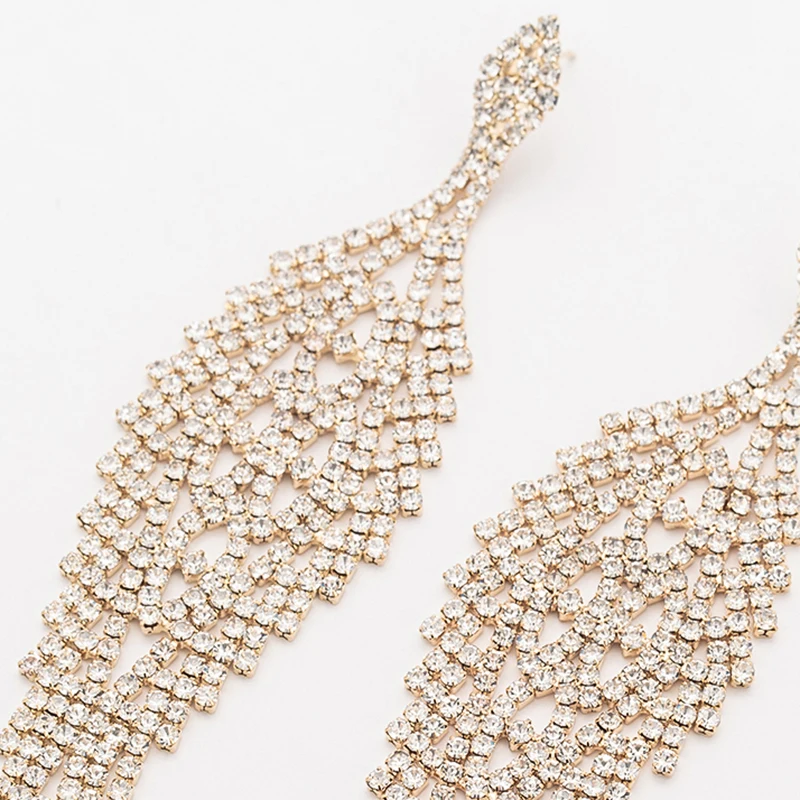 YFJEWE Aretes De Mujer современные золотые серьги Модные ювелирные изделия женские Модные Винтажные длинные серьги с кристаллами E317