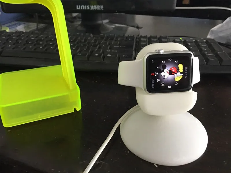 Зарядное устройство Подставка держатель док-станция для Apple Watch 38/40/42/44 мм
