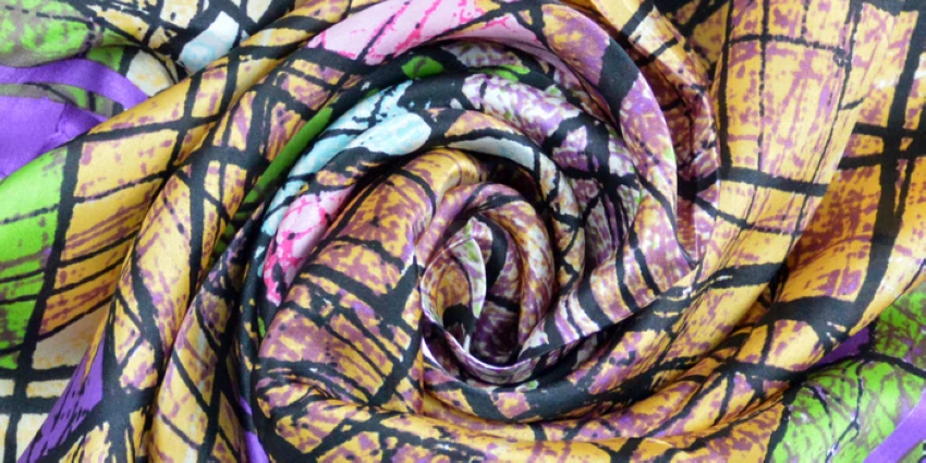 Женская шаль с геометрическим рисунком размеры до 100%|silk scarf|silk scarf patternsatin silk |