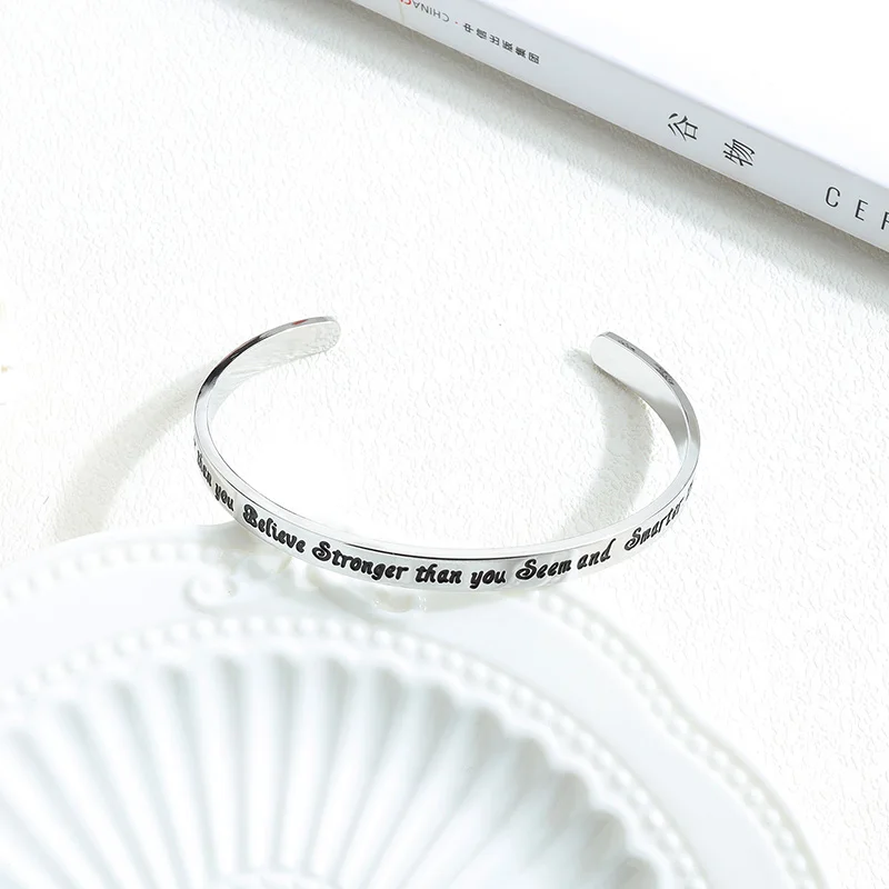 V. YA Новый стиль титановый сплав на заказ Сталь браслет для женщин дикий c образный