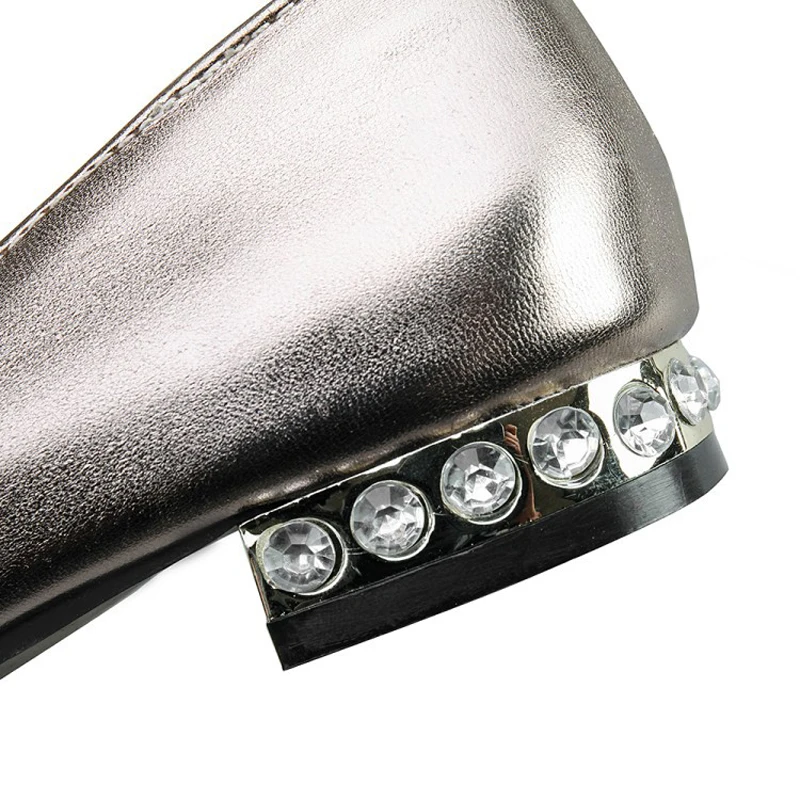 Металл Цвет Блестящие Квартиры 2017 Кисточкой Мокасины Кристалл Пятки