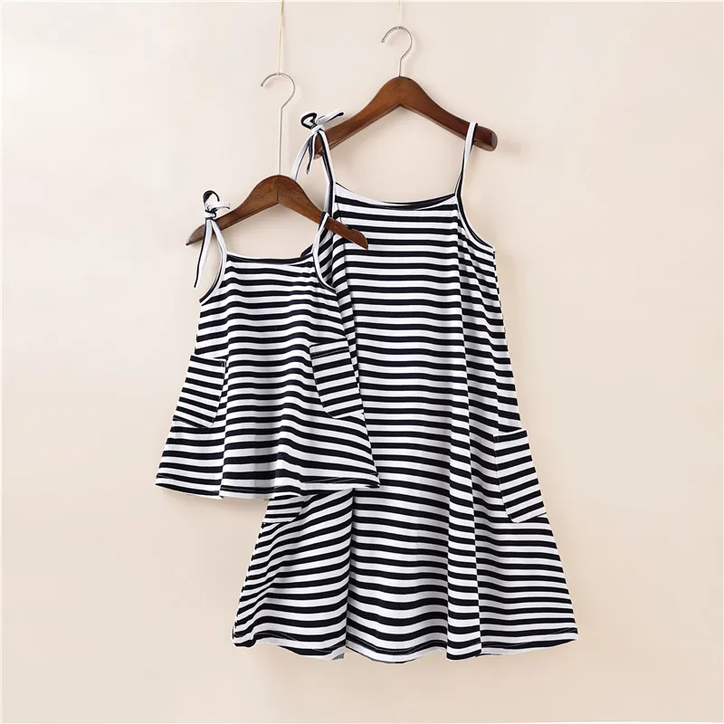 Fashion mom and kids couple look stripe family matching outfits Baby Girls clothes dress mother daughter Children clothing | Мать и