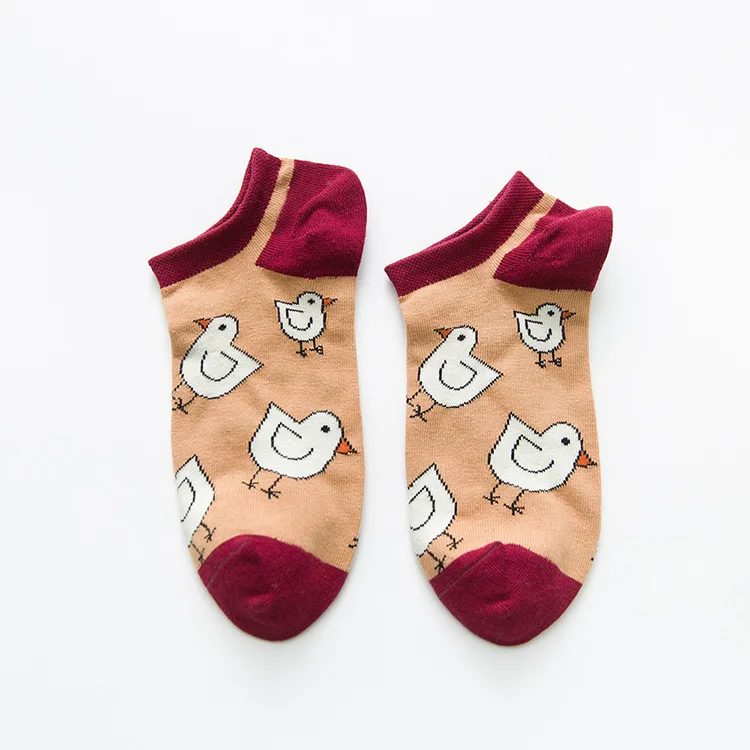 chick Для женщин мультфильм носки до лодыжки обезьяна банан морковь, клубника точка полоса пчелы куриных яиц смешной счастливый хлопок расчесывать Femmes Meia носки - Цвет: chick