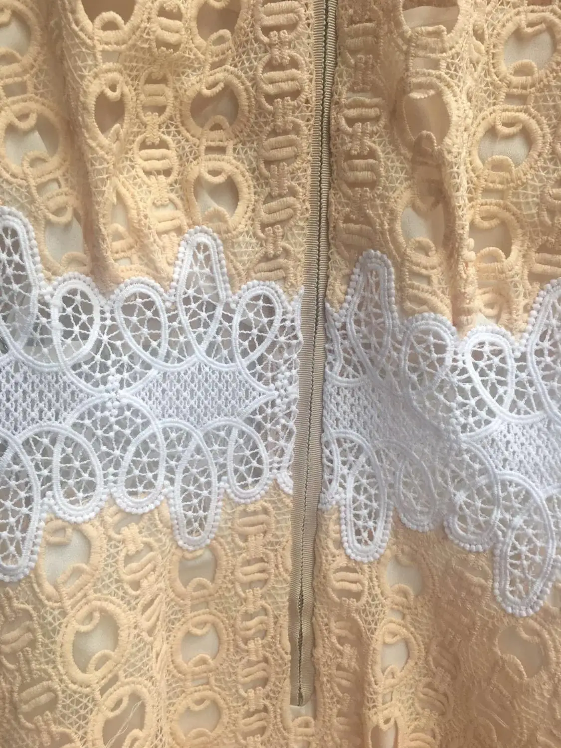

Runway Women's Lace Dresses Sexy Hollow Out Patchwork 2019 Summer Designer Ladies Chic Party Embroidery Dress Vestidos Clothing