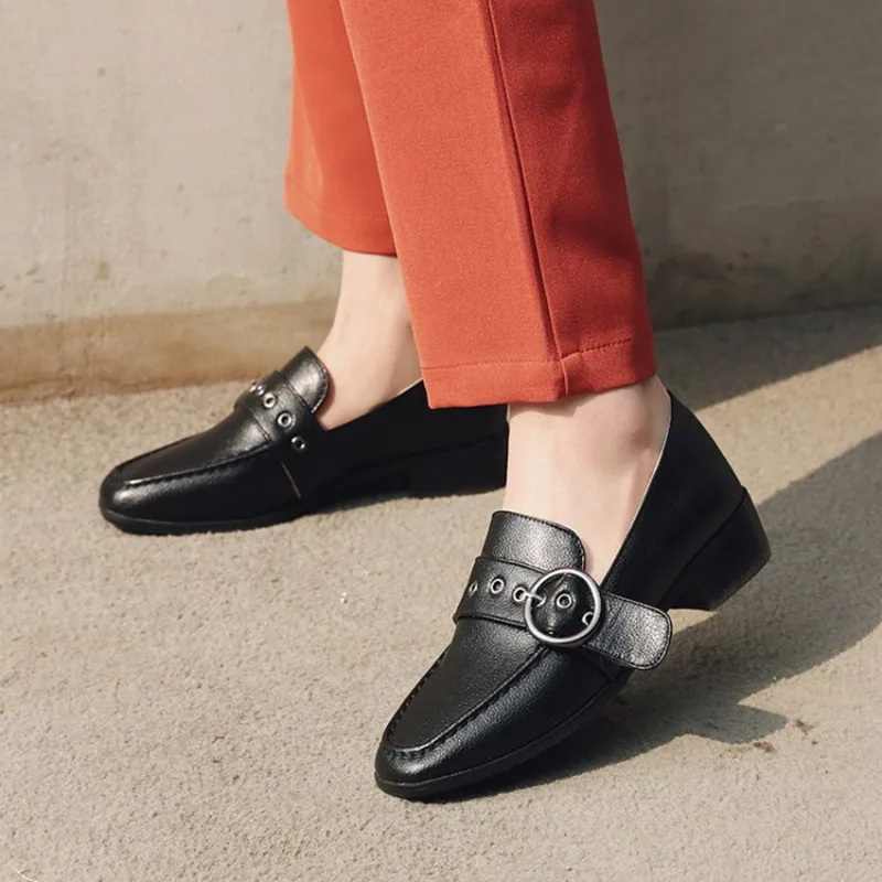 plus size 34-43 Soft Leather Oxford Shoes Flats Fashion Women Shoes Buckle Casual Moccasins Loafers Ladies Shoes zapatos mujer