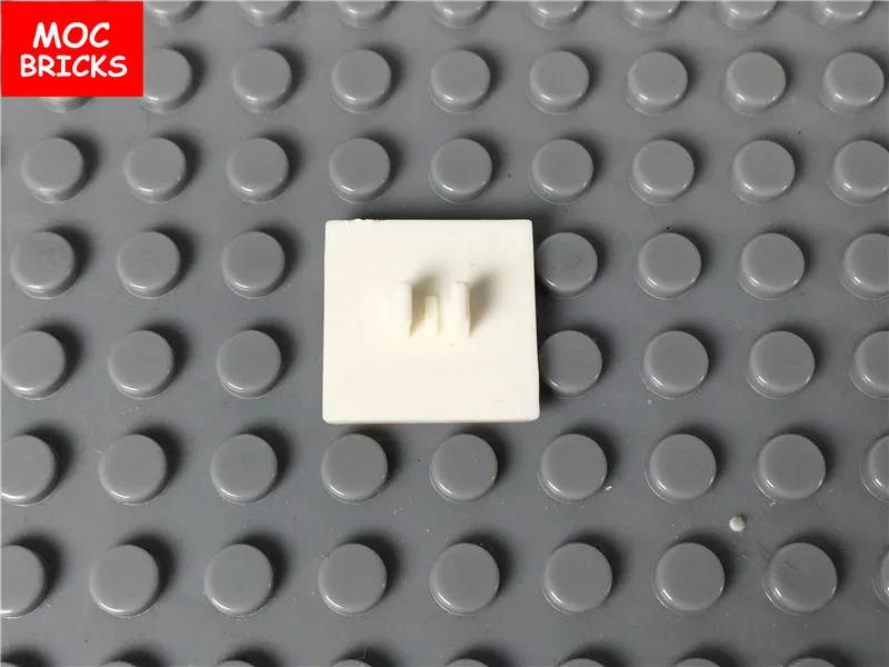 10 шт./лот MOC кирпичи белый дорожный знак клипса 2x2 квадратный подходит для 30258