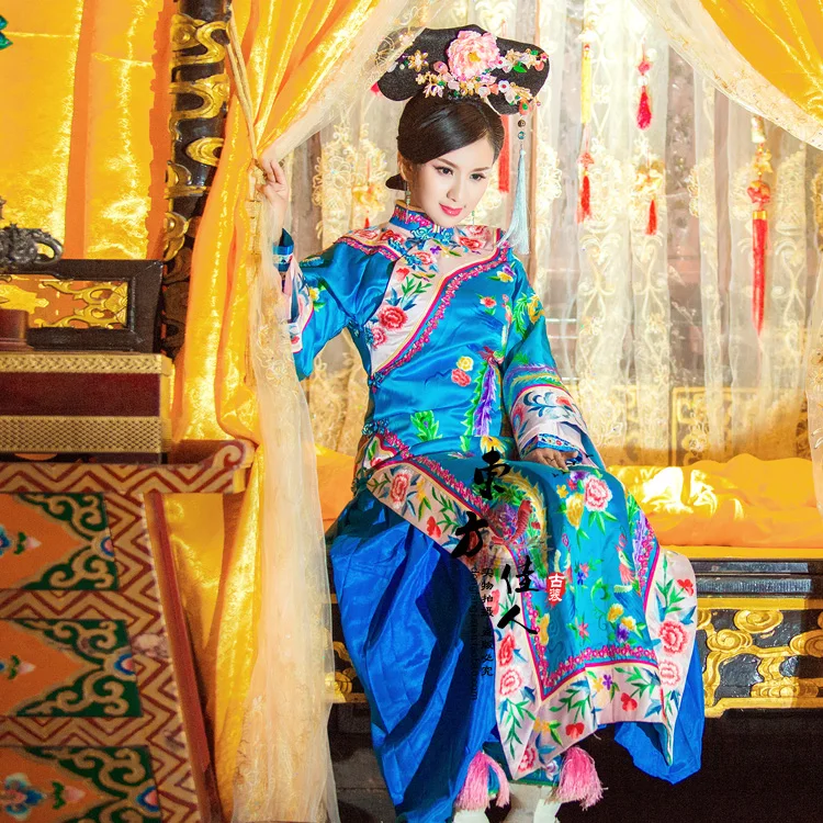 Blue Embroidery Costume TV Play Mei Ren Xiang Queen Yang Ming Na Same Design for Qing Dynasty Princess Empress Qifu