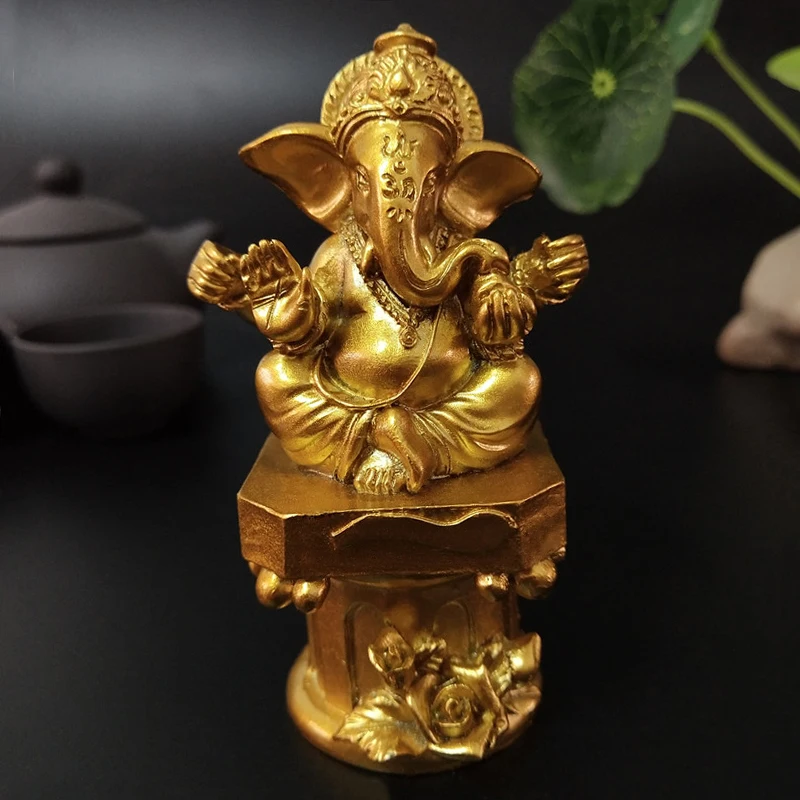 Gold Lord Ganesha Buddha Statue Garden Decoration Indian Elephant God Sculpture Figurine Home Decor Buddha Statues Resin Craft