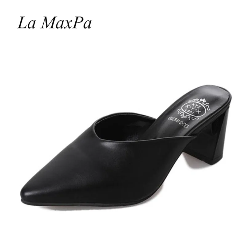 black slippers Женские кожаные шлепанцы без задника на толстом каблуке; сезон весна-лето; Цвет Черный; женские туфли без задника с квадратным носком; пикантная обувь без застежки; Каблук 7 см - Цвет: black slippers
