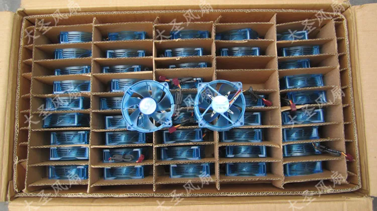 

New original GIGABYTE 8CM 0.10A F128025DL blue glare LED ball fan