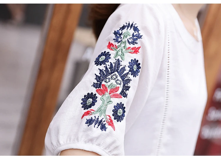 New 2019 Spring Summer Fashion Embroidery Floral Chiffon Women Blouses Shirt Simple Loose Buckle Short Sleeve Top Blusas D872 30 |