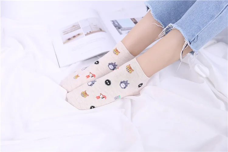 Летние женские носки из хлопка с рисунком Тоторо Kawaii Cat Umbrella Chinchillas Little Totoro, забавные носки для девочек на каждый день, новинка