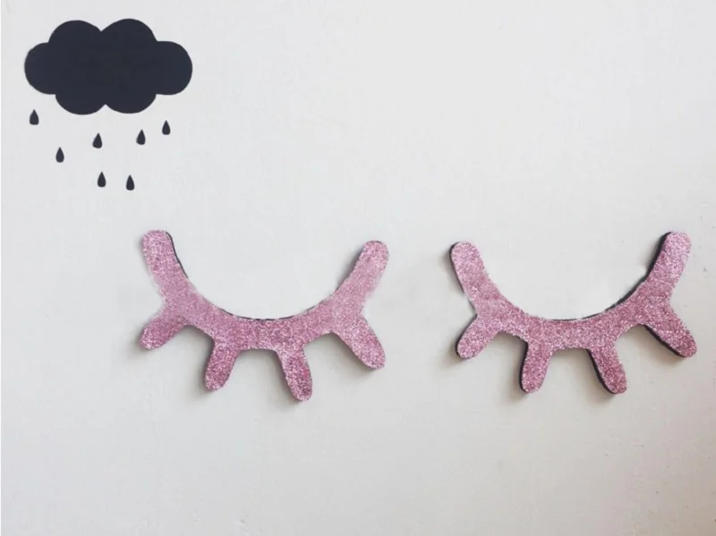 A pair Cute wood eyelash wall Boreal Europe style Eyelash stick Children room cartoon Creative background Wall stickers | Дом и сад